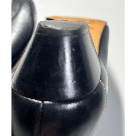 Salvatore Ferragamo Leather Pumps Heels 8 AAA Black Gold Script Logo Slip On - Picture 10 of 12